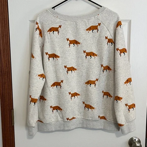 sm wardrobe Fox Print on Oatmeal Colored Cotton Blend Sweatshirt Women’s Large - Picture 3 of 14